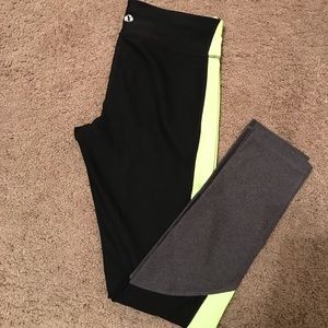 ❌SOLD❌Xersion Multicolored Legging